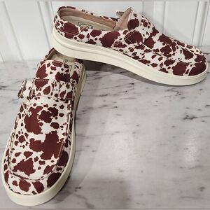 Everglades Brown Cow Print Open Back Shoes Silver Buckle Accent Women's 9